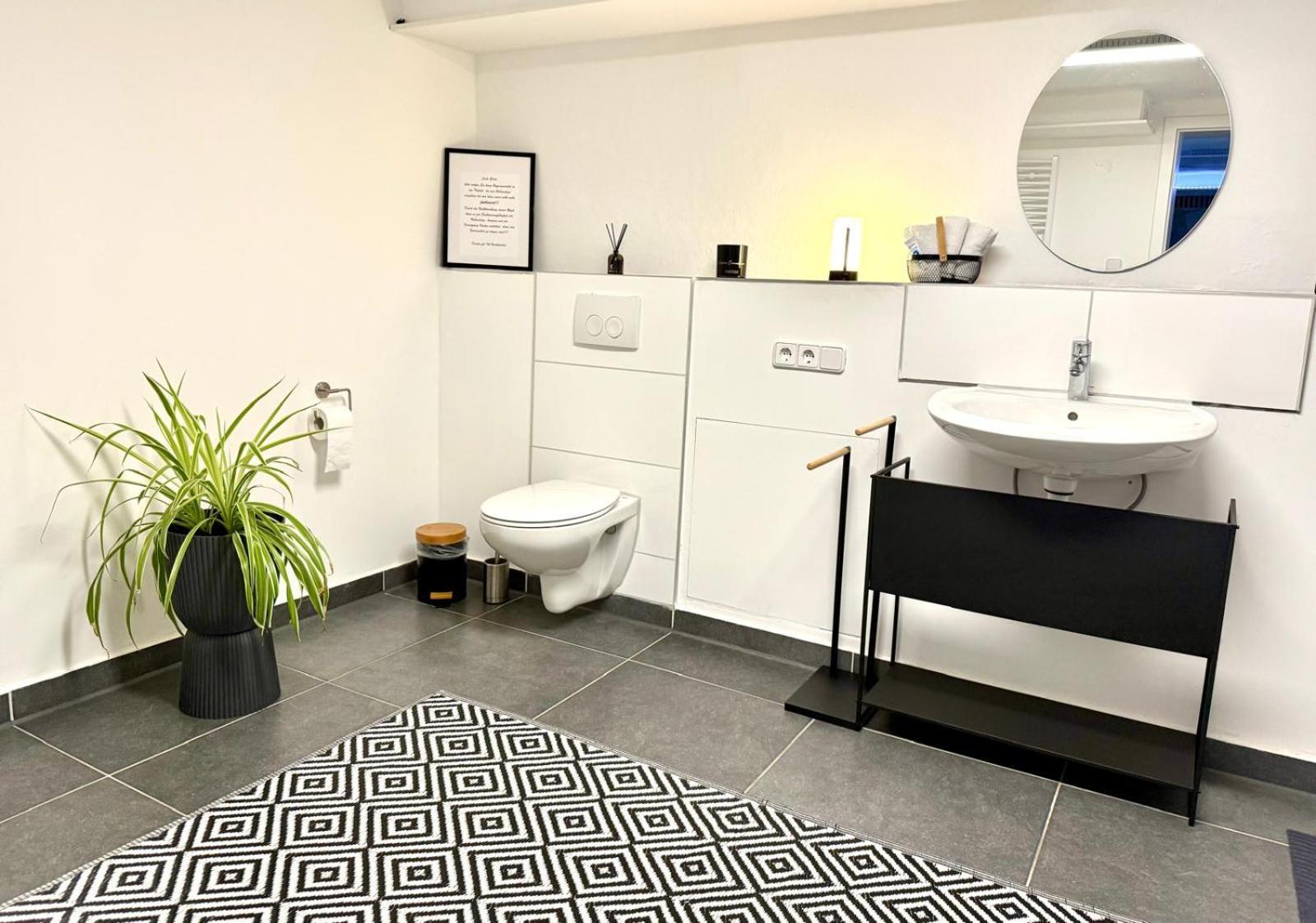 Stilvolles Designappartment Mit Terasse & Garten Im Idylischem Appartamento *